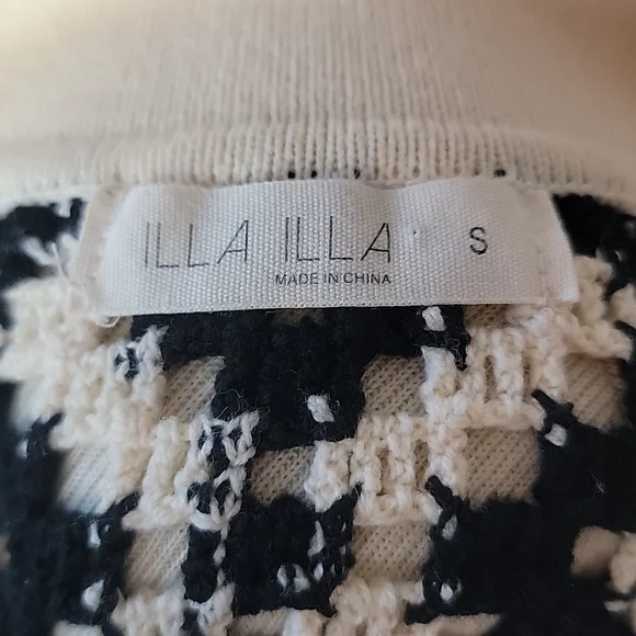 ILLA ILLA Cream Black Crochet Knit Collared V-Neck Short Sleeve Cardigan Sweater - Picture 5 of 12